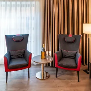 **** Hotel Western Plaza Center Niederlande